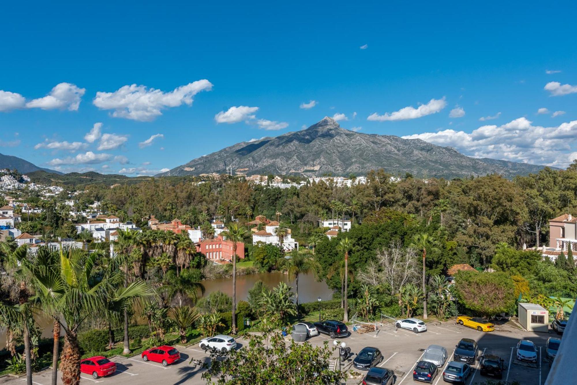 Apartamento Luxurious In 5-star Del Golf
